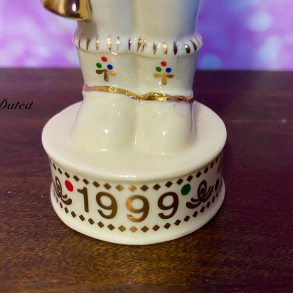 Lenox Nutcracker ornament, gold trim, red and green accents - Picture 5 of 14